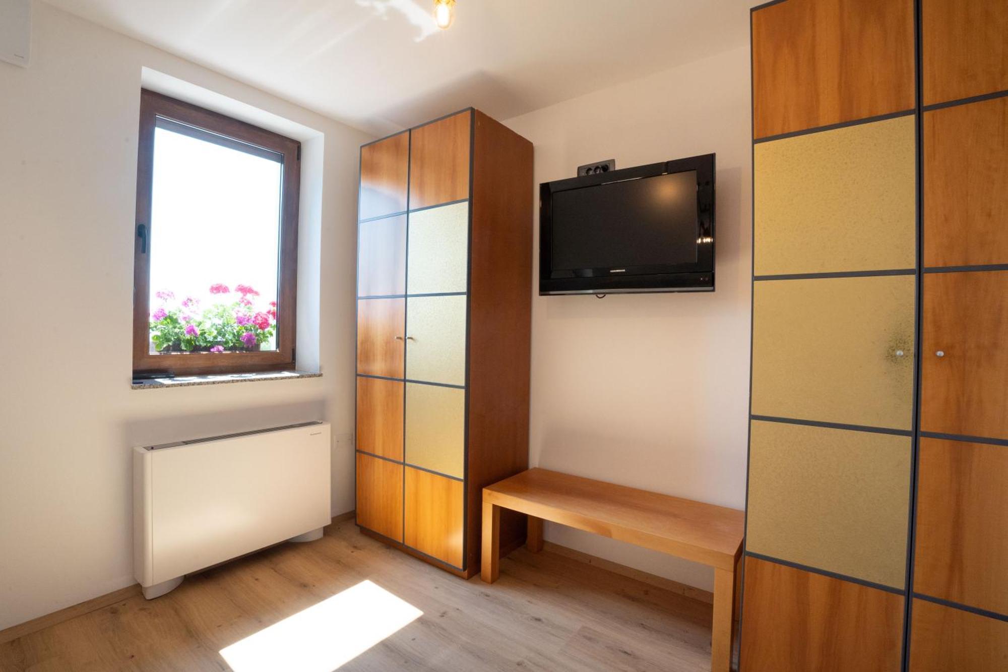 Aparthotel Hom At Vintgar Згорнье-Горье Номер фото